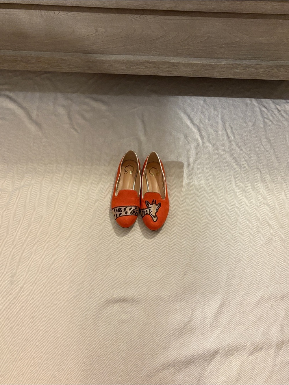 Orange Women's Suede Embroidered Giraffe Flats